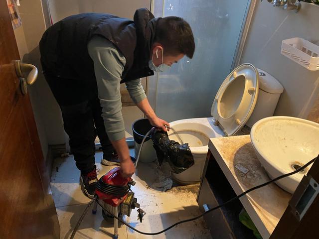 南澳马桶疏通-疏通下水道